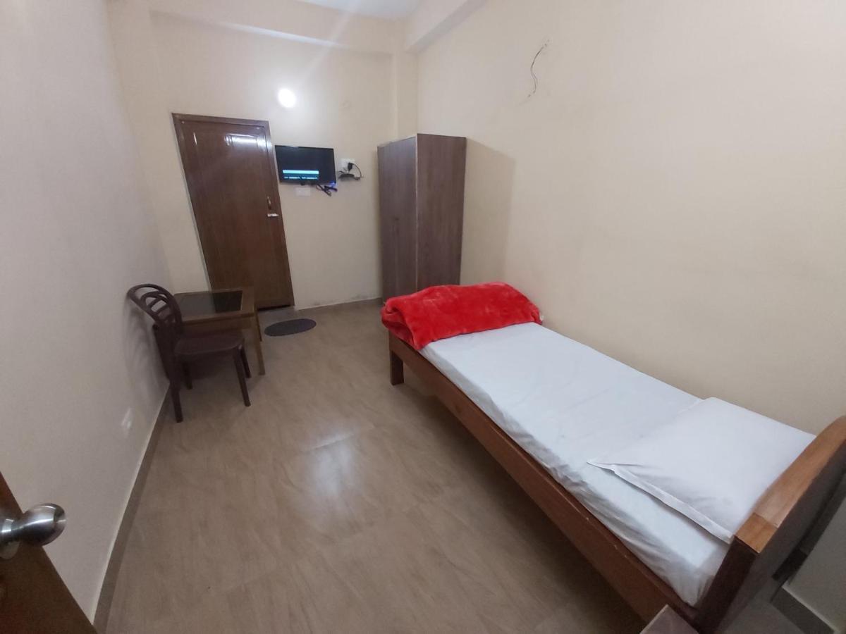 Baba Guest House Shillong Exteriör bild